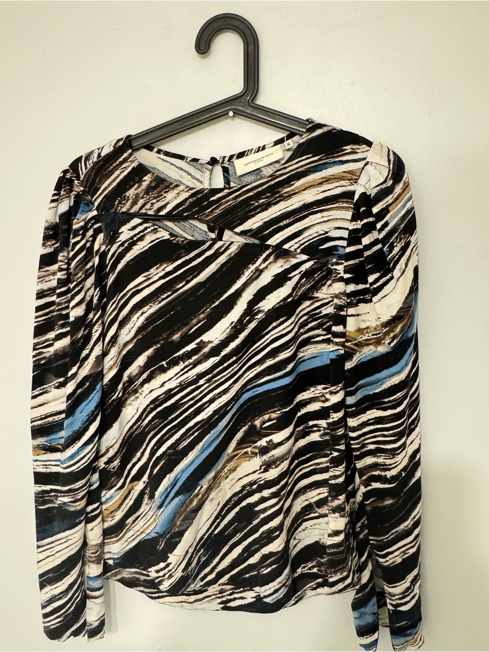 Scandinavian Abstract Cutout Blouse Size M Gallery Artsy Style - Picture 2 of 7